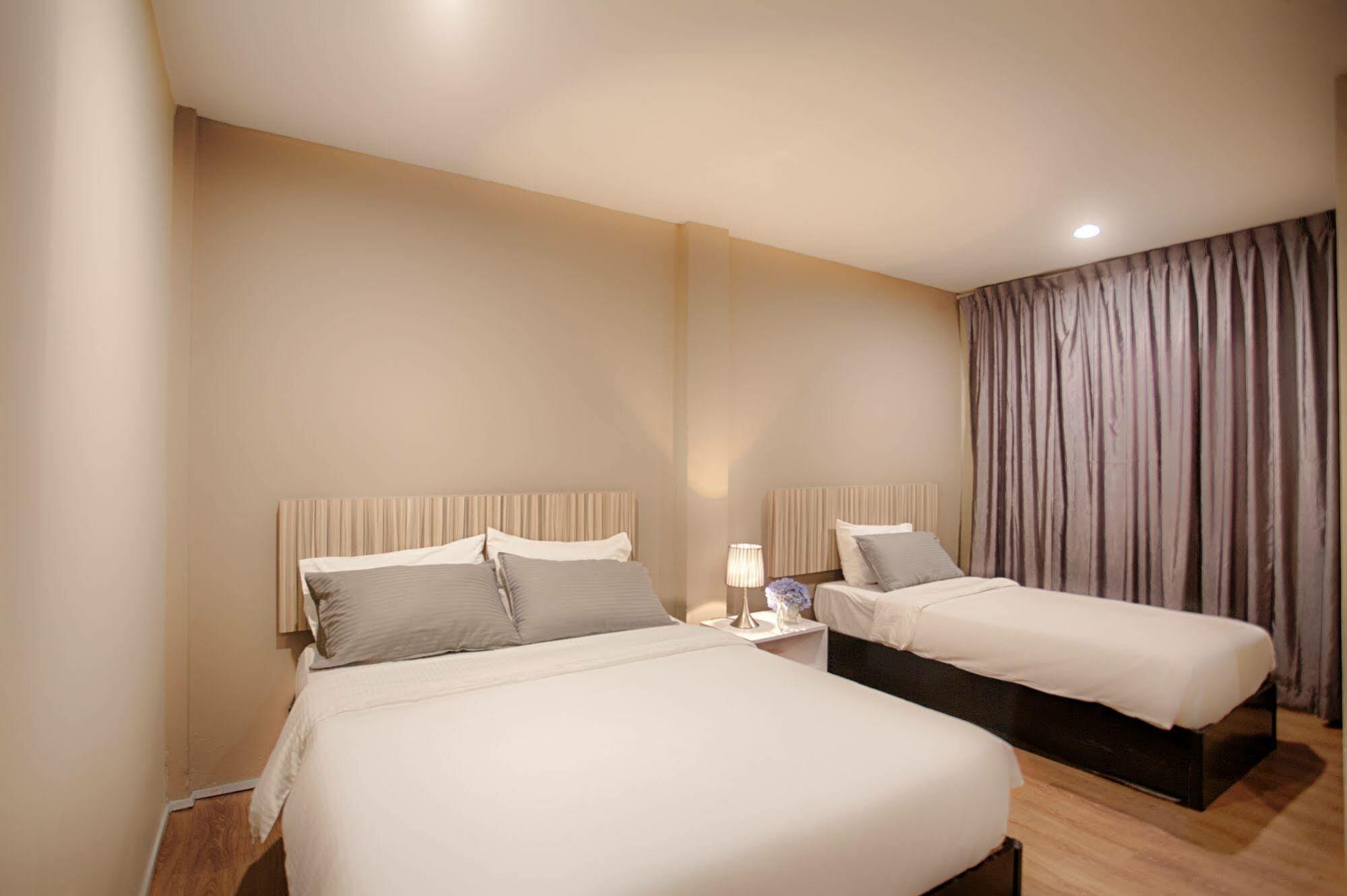 New Boutique Hotel Johor Bahru Esterno foto